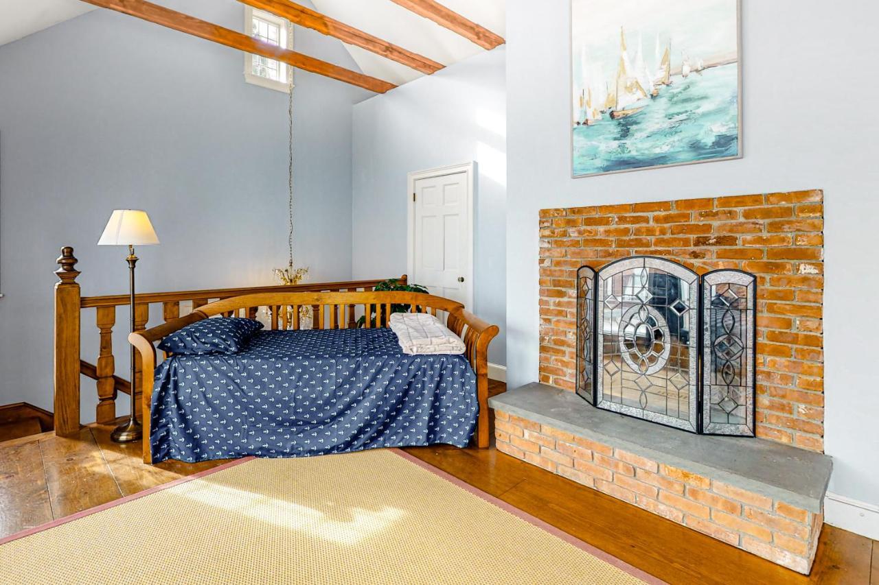 Point Radio Cottage Глостер Екстер'єр фото